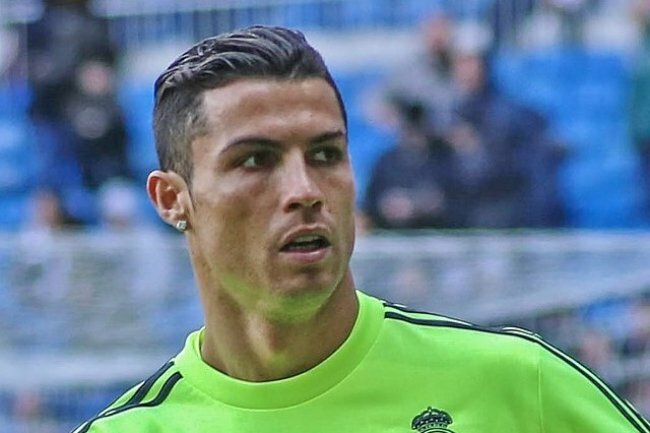 Cristiano Ronaldo scores on return as Manchester United defeat Sheriff Tiraspol 3-0