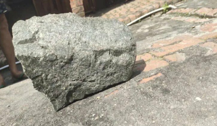 Was it a meteorite? In UP, a heavy object fallen from the sky damaged the roof of a house