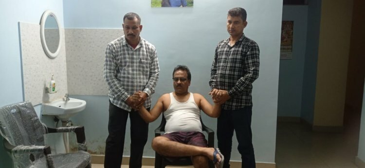 Senior Assam official detained for accepting bribe