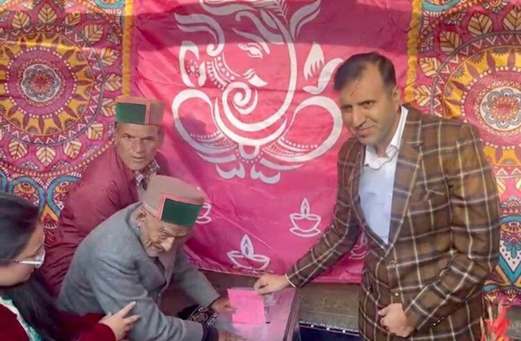 Himachal: India’s first voter dies at 105, three days after voting through postal ballot