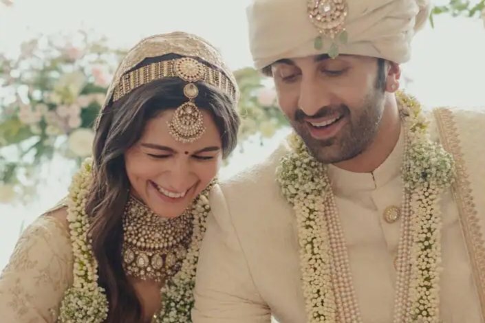 Alia Bhatt and Ranbir Kapoor have welcomed their first child