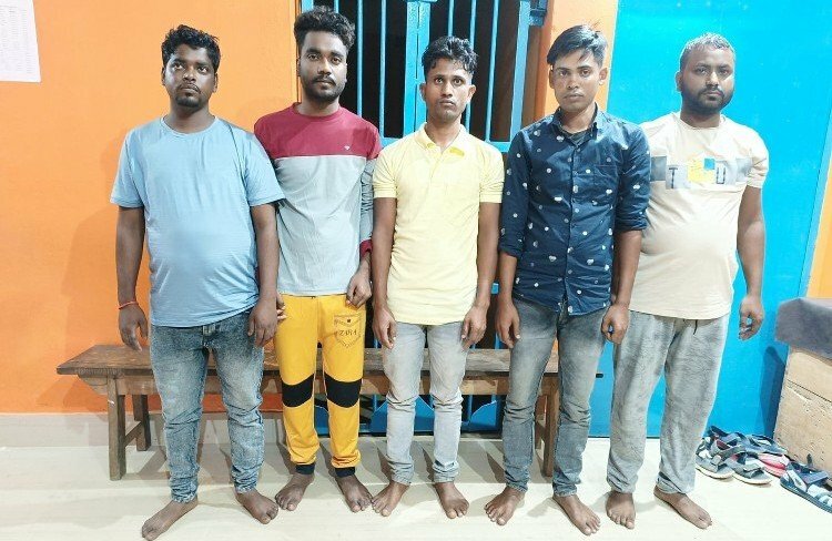 Assam: Fake currency racket busted in Kamrup ; five held