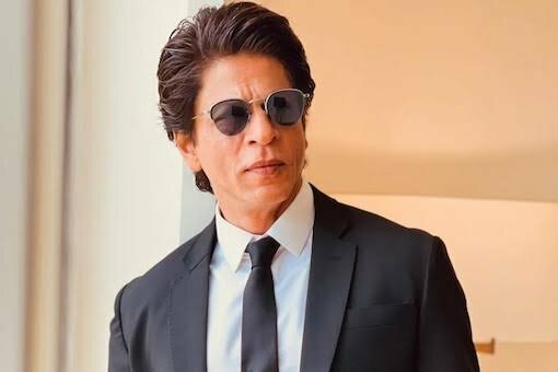 Shah Rukh Khan was stopped and forced to pay a duty of 6.8 lakh rupees for pricey watches