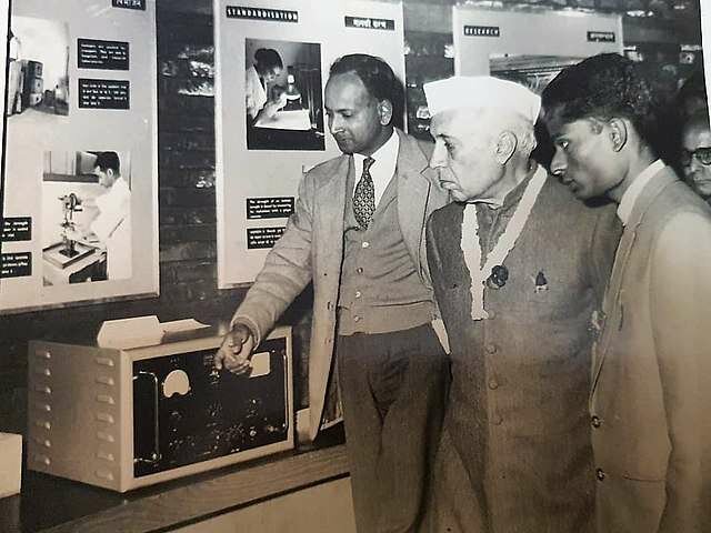 May, 27 is the day of India's first Prime Minister Pandit Jawahar Lal Nehru's Death Anniversary